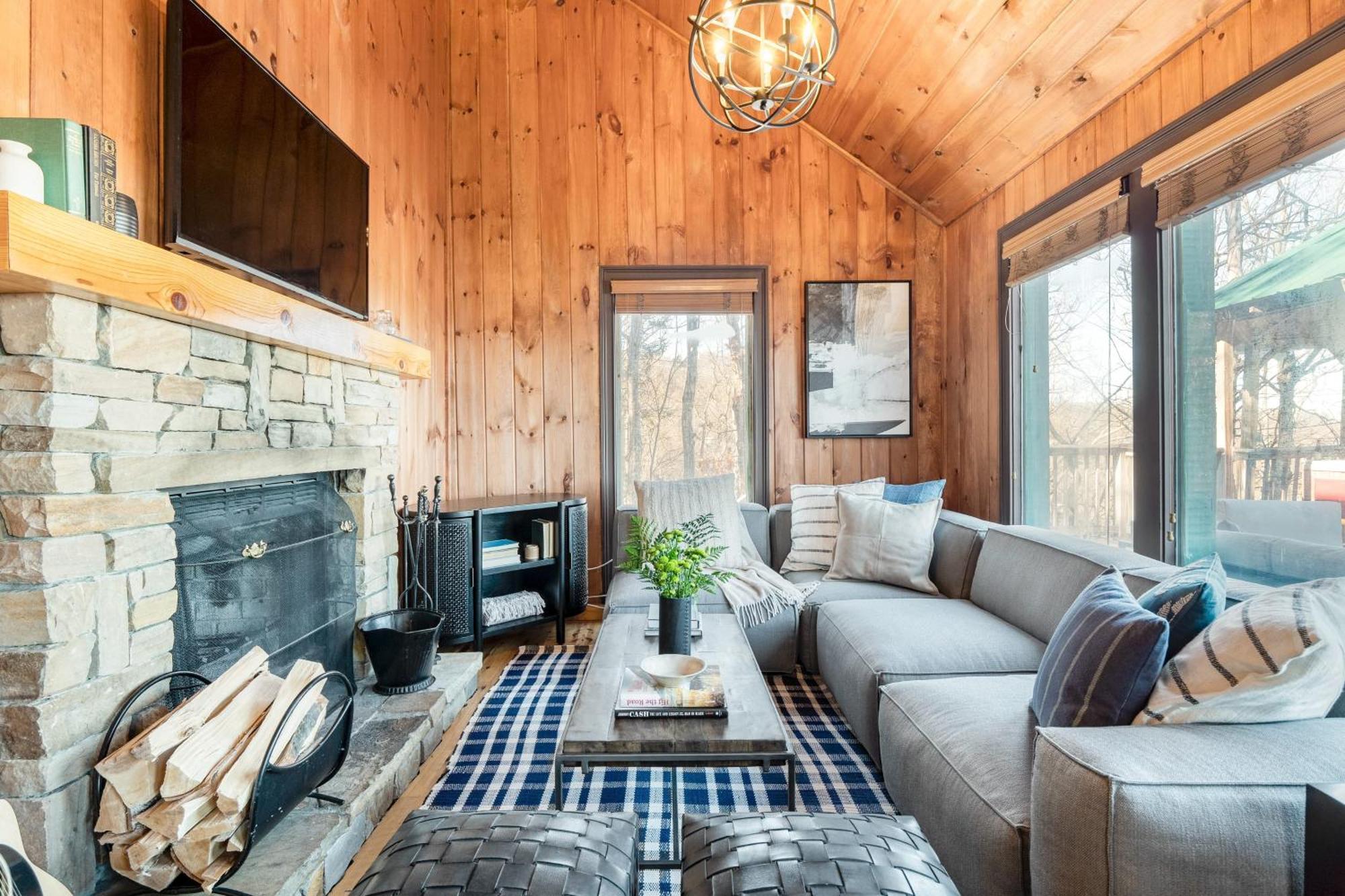 Fontana By Avantstay Gorgeous Mountain Cabin W Views Hot Tub Game Room Gatlinburg Luaran gambar